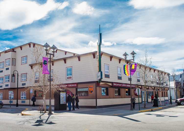 Edgewater Hotel Whitehorse exterior