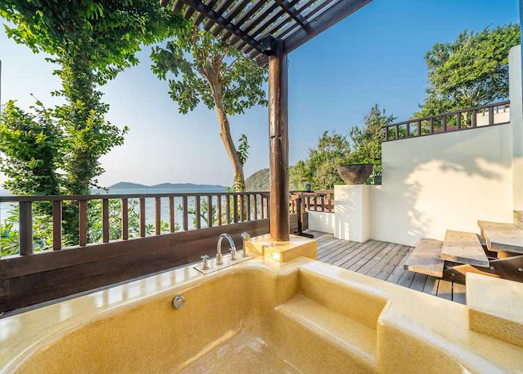 Le Vimarn Cottages & Spa - premier ocean hillside room