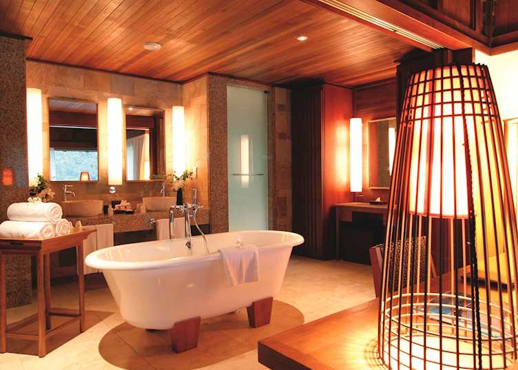 Hillside villa ensuite, Constance Ephelia