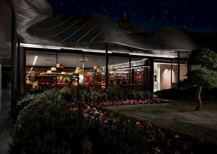 Restaurant, Vik Chile 