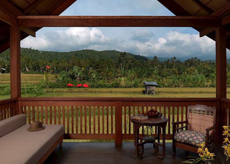 Two Bedroom Bungalow Sunrise Balcony, Sanak Retreat