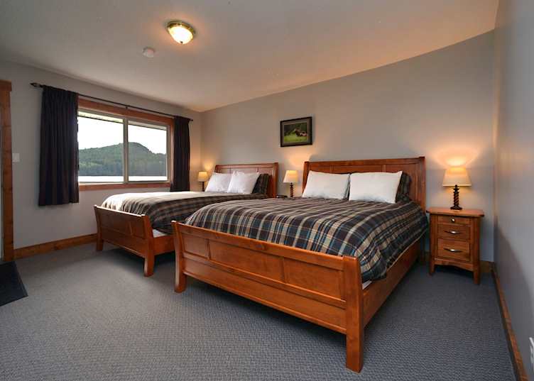 Deluxe 2 queen room, Knight Inlet Lodge, British Columbia