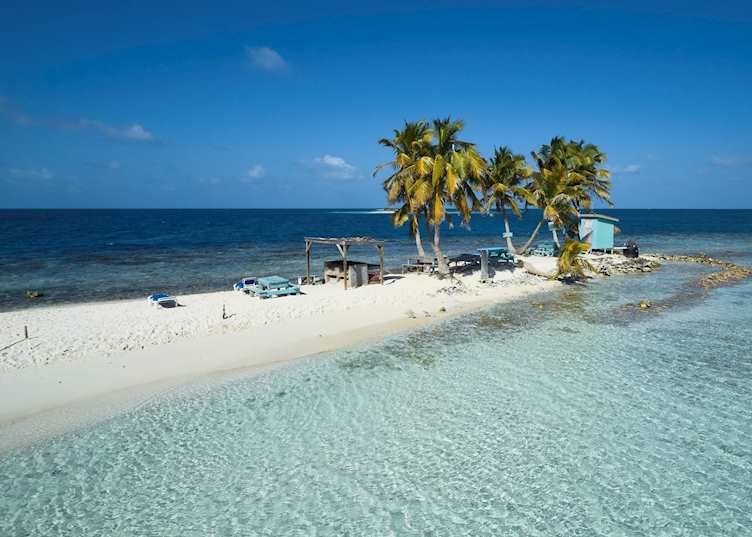 Beach, Ray Caye Island Resort