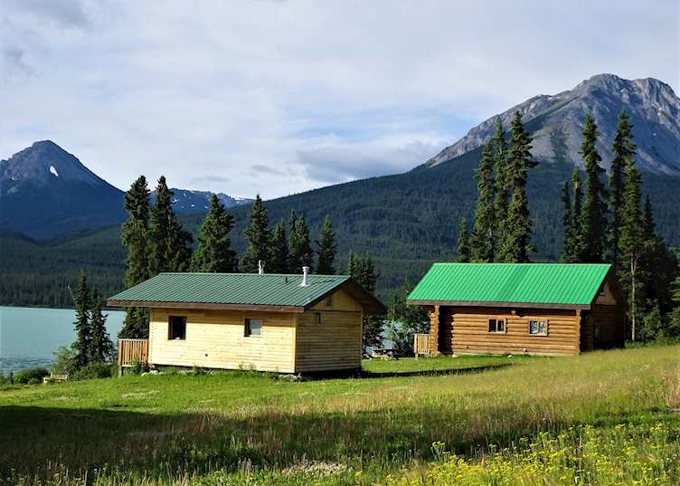 Standard cabins, Southern Lakes Resort, Tagish