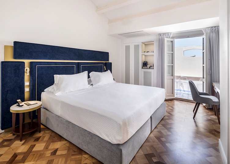 Superior room at VRetreats Palazzo Artemide
