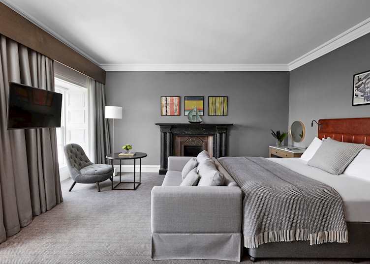 Deluxe Garden View room, Kimpton Blythswood Square Hotel