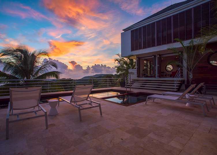 Cocosan Villa at dusk, GeeJam