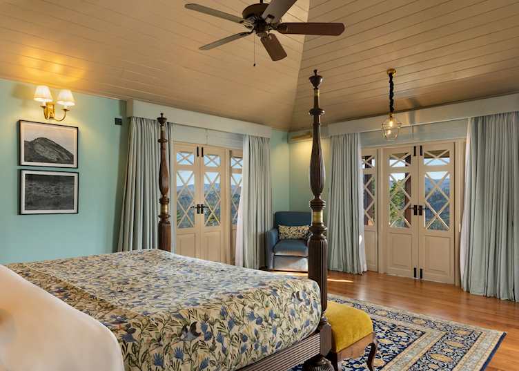 Lane suite, Uga Halloowella