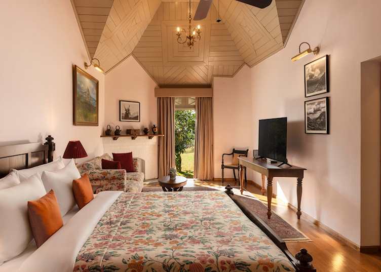 Pekoe suite, Uga Halloowella