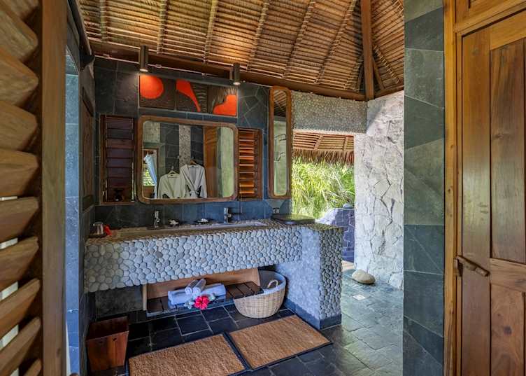 Bathroom, Time + Tide Tsara Komba, Nosy Komba