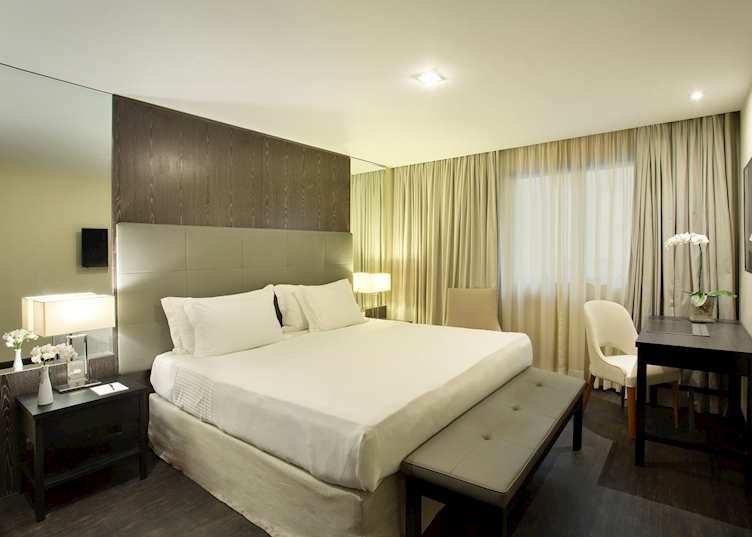 Standard room, Windsor California Copacabana