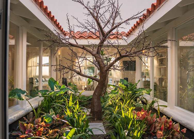 Windjammer Landing Resort & Residences