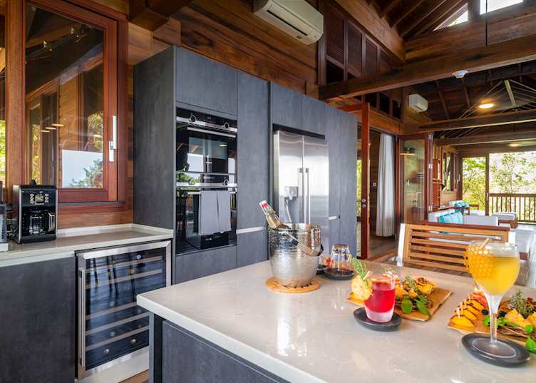 Secret  Bay Zabuco 1 Kitchen