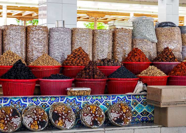 Local bazaar, Uzbekistan