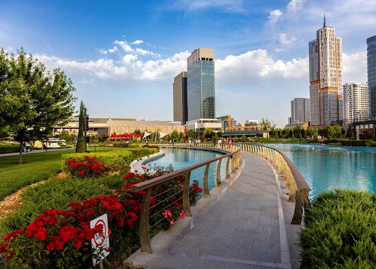Tashkent walking path