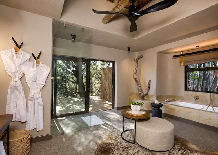 Guest en suite, Bush Lodge, Sabi Sands Game Reserve