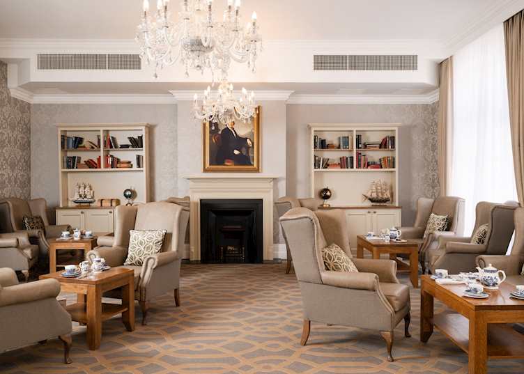 Library, Bishop's Gate Hotel