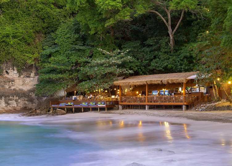Restaurant and beach, Cap Maison