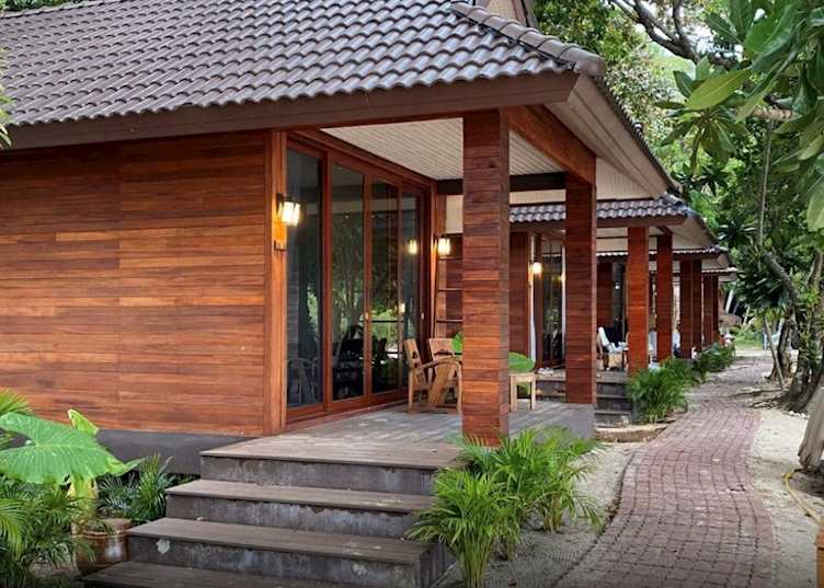 Beachfront Breeze, Mali Resort Koh Kradan