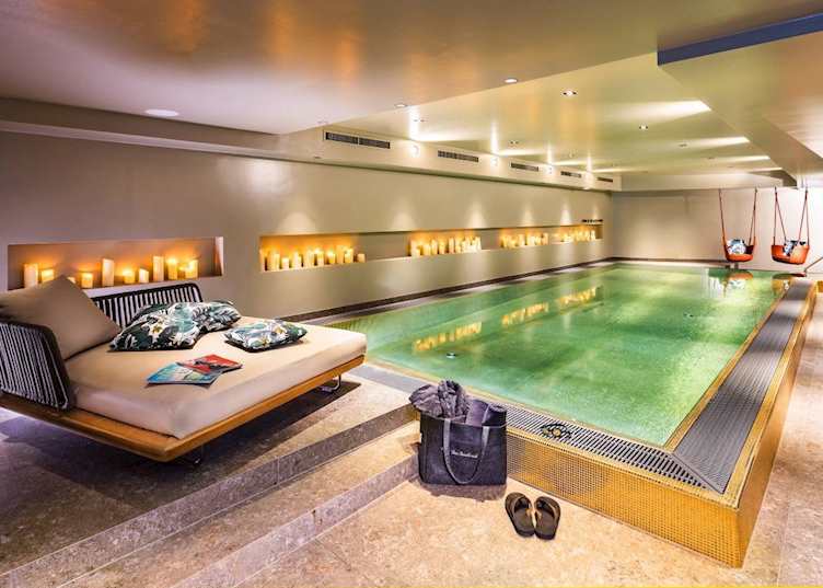 Golden Pool, Das Innsbruck