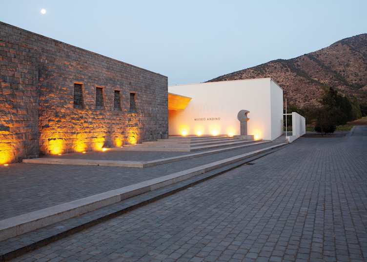 Museum, Casa Real