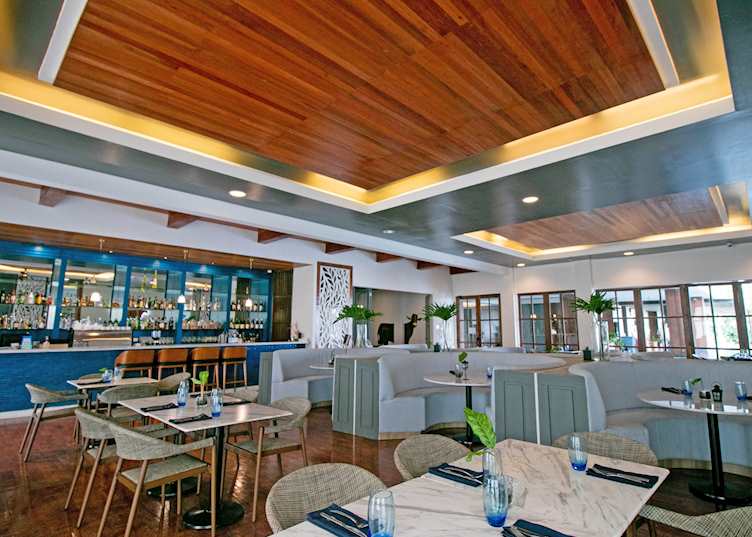 The Lost Cow Restaurant, Amorita Resort
