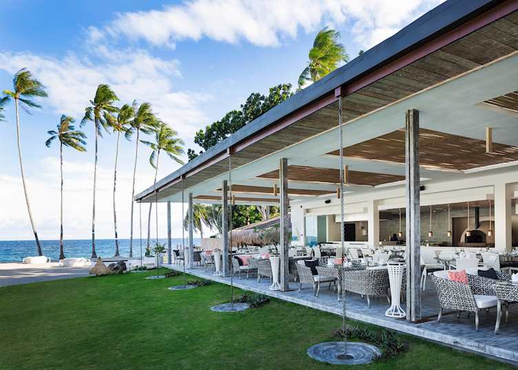 Breeze restaurant, Atmosphere Resort & Spa