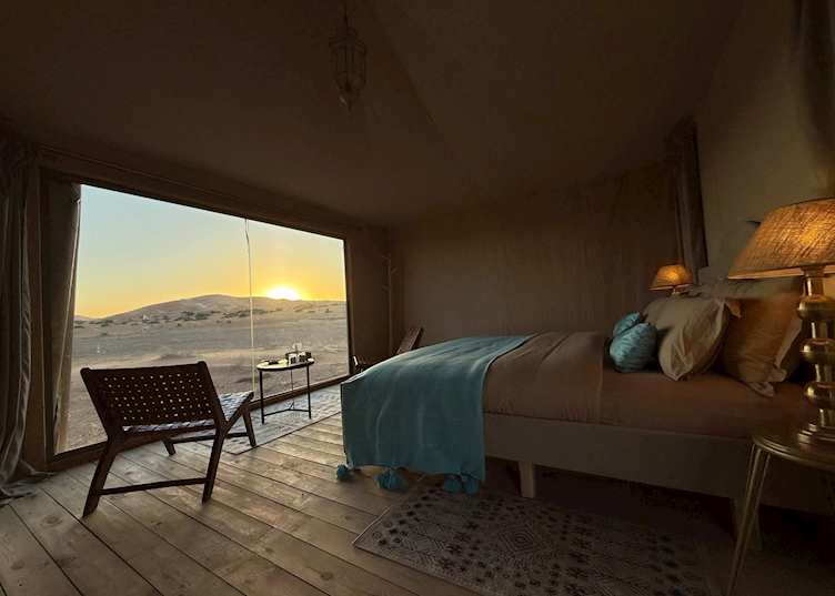 Room, The Sandy Tents