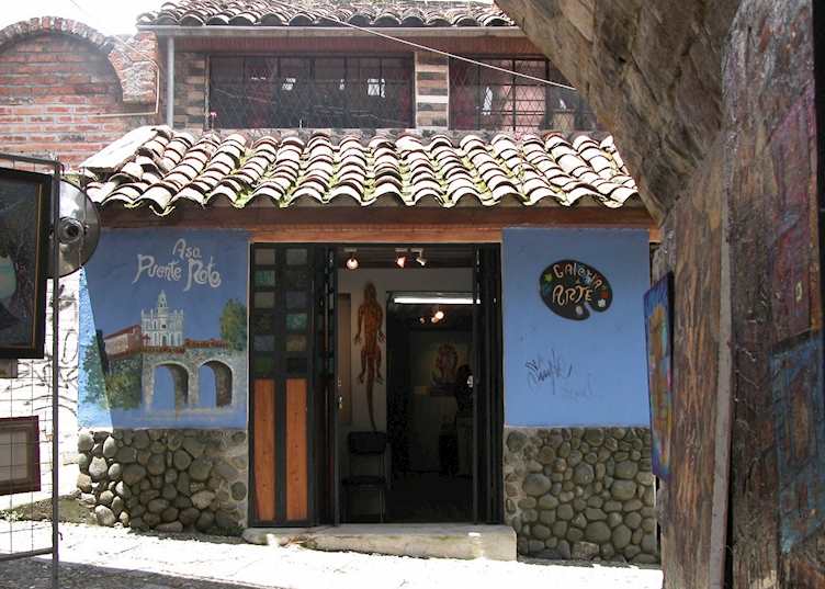 Art Gallery under Puente Roto, Cuenca, Ecuador