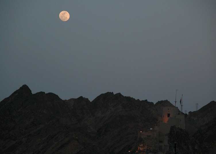 Muscat at moonlight