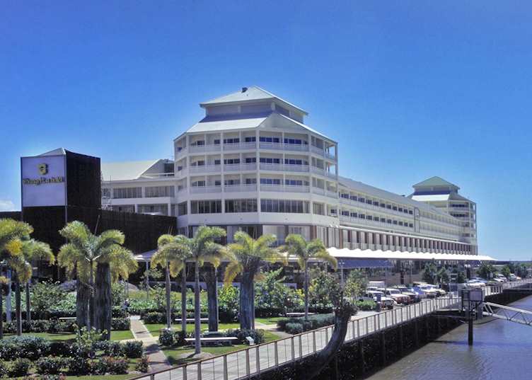 Shangri-La at the Marina, Cairns