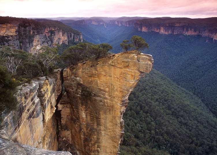 Hanging Rock, Blue Mountains