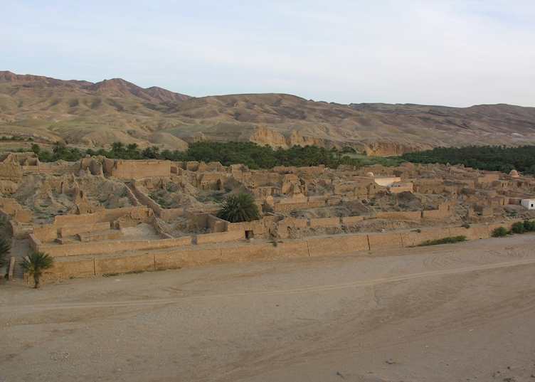 Walled town, Tamerza