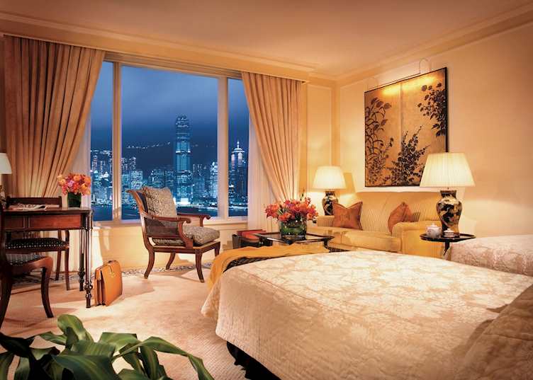 Grand Deluxe Harbour View Room, The Peninsula