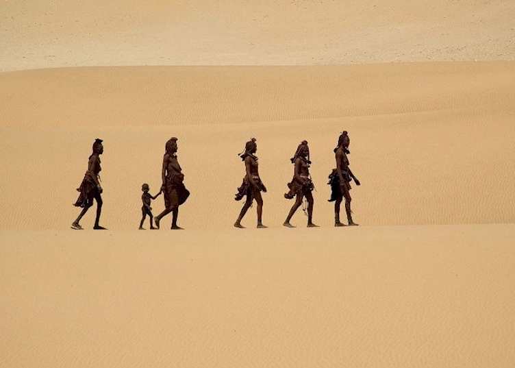 Himba women
