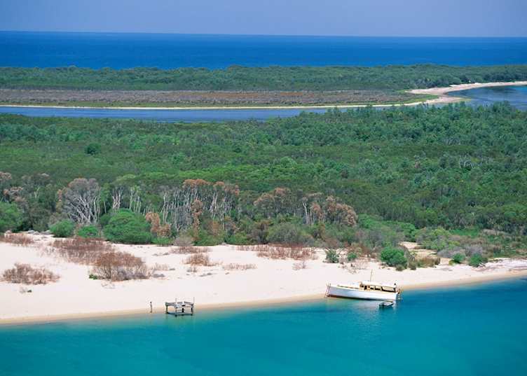 Gippsland Lakes, Metung