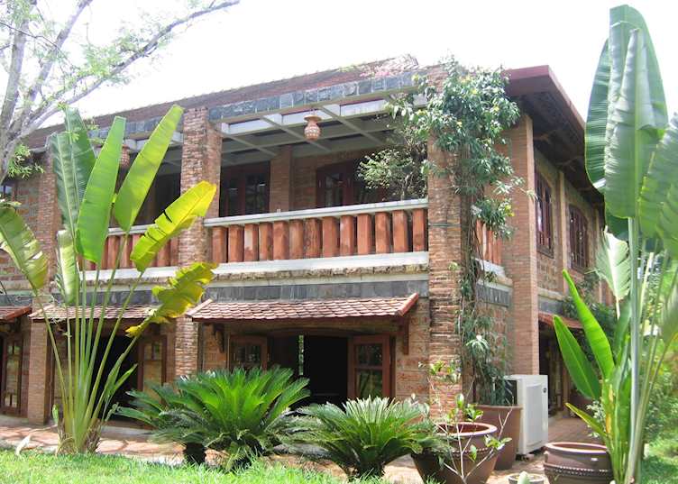 Pilgrimage Village Hotel, Hue