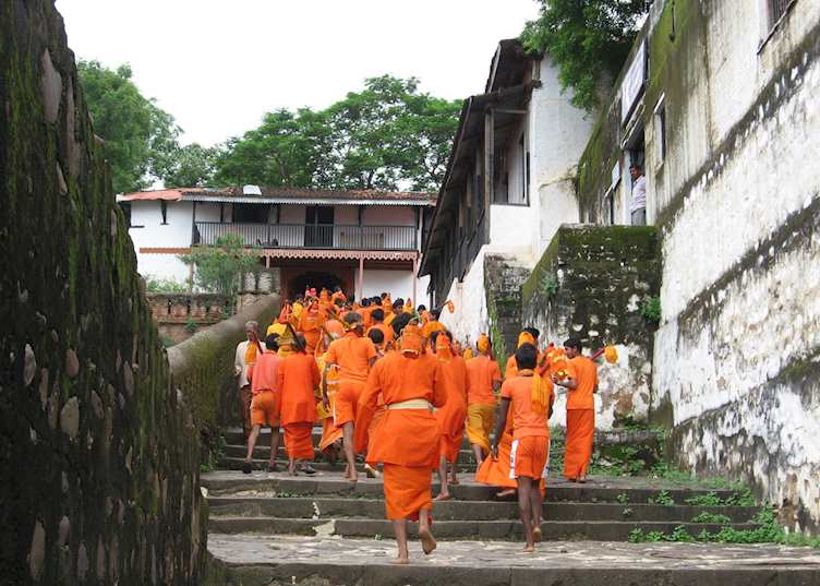 Hindu pilgrims, Maheshwar