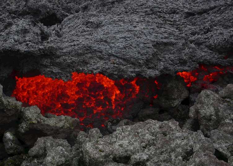 Lava flows on Pacaya volcano