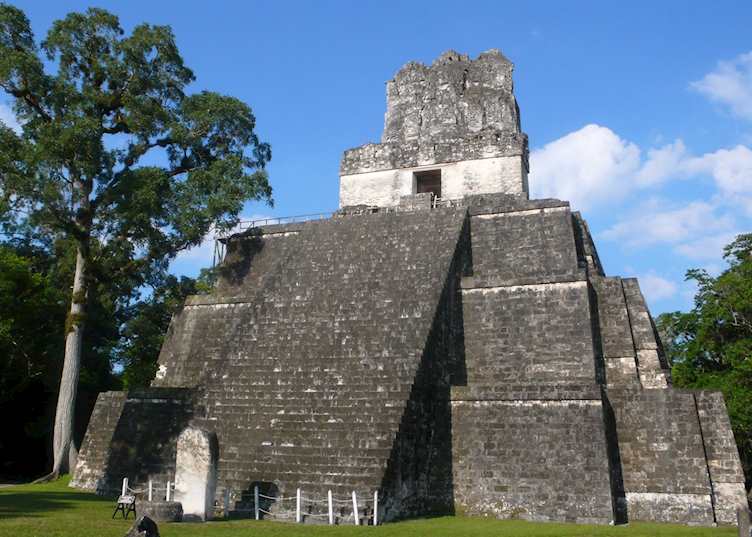 Main plaza Tikal