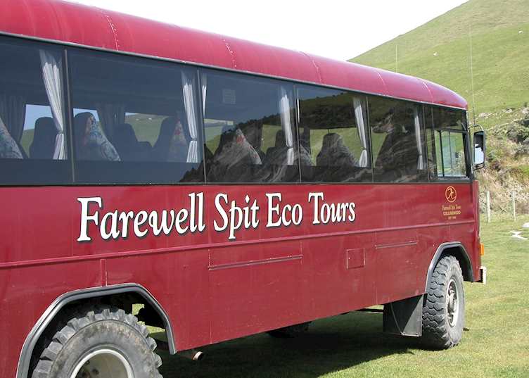 Farewell Spit Eco Tours, Collingwood