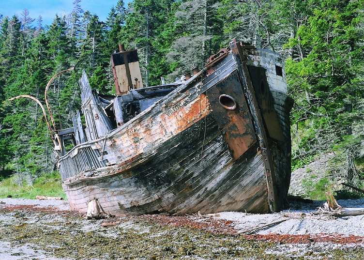 A shipwreck on Anticosti Island, Québec