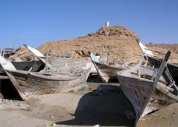 Fishing dhows, Sur