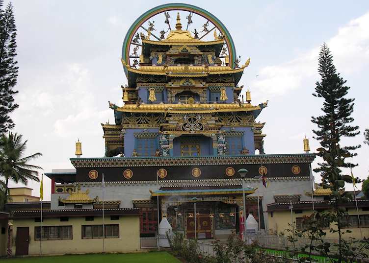 Golden Temple, Bylekuppe