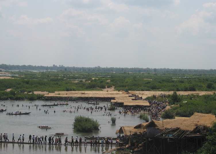 New Year celebrations, Kratie