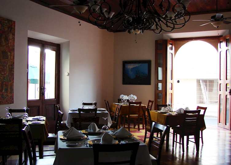 El Convento, Leon