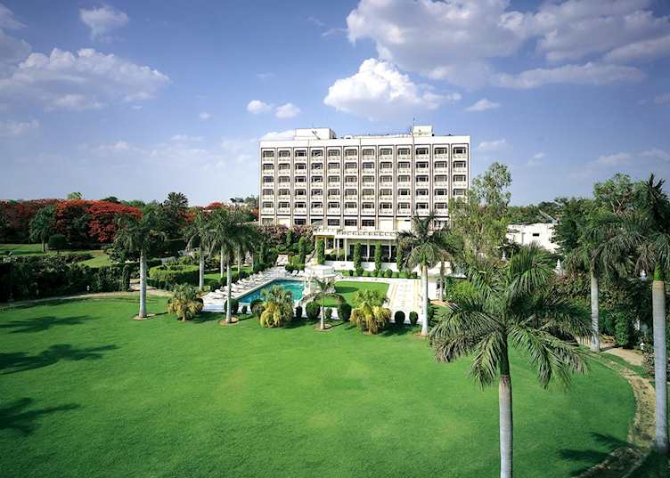 Grounds at The Gateway Hotel Fatehbagh Road, Agra