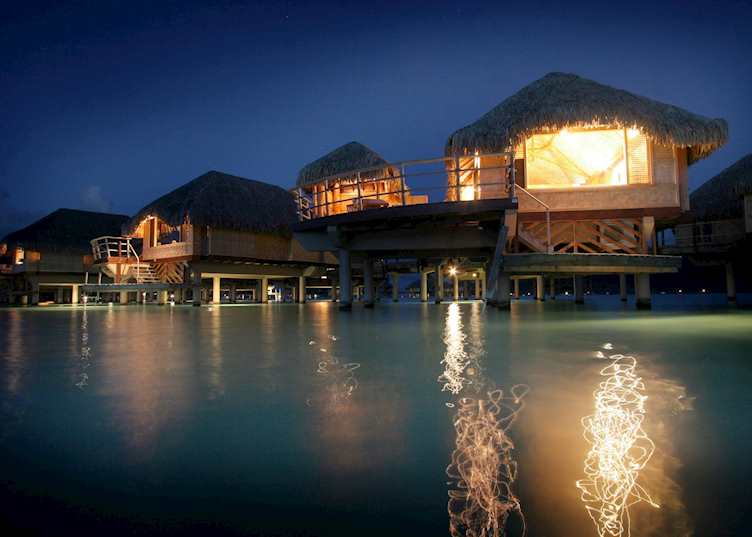 Overwater Bungalows, Le Taha'a Island Resort and Spa