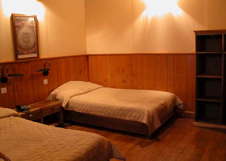 Standard room, Yangkhil Resort, Trongsa