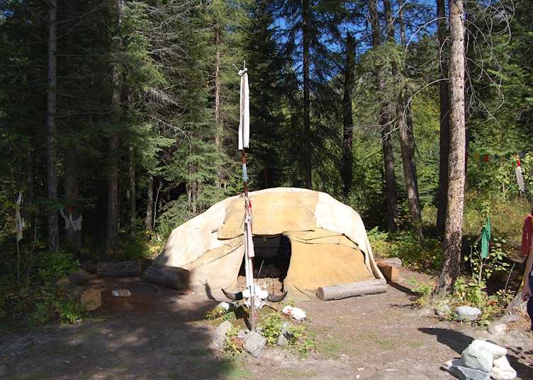 Sweat lodge, Cross River Cabins, Kootenay National Park